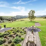 Green Hillside Apartment-Petit Wilogne Mont (Belgium Luxembourg)