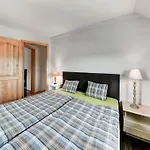 Green Hillside Apartment-Petit Wilogne *