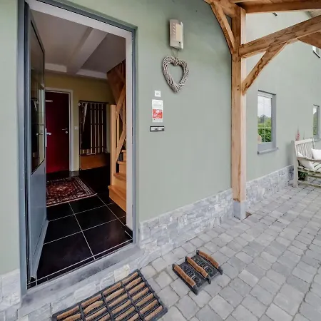 Comfortable And Spacious With Cosy Terrace And Fabulous View شقة Mont (Belgium Luxembourg)