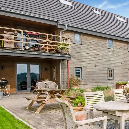 Comfortable And Spacious With Cosy Terrace And Fabulous View