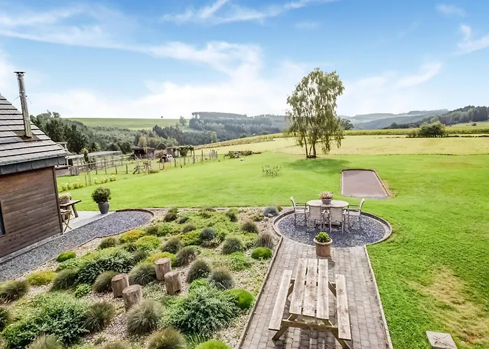 Green Hillside Apartment-Petit Wilogne Mont (Belgium Luxembourg)