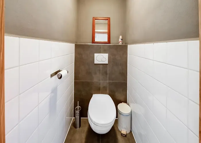 Green Hillside Apartment-Petit Wilogne *